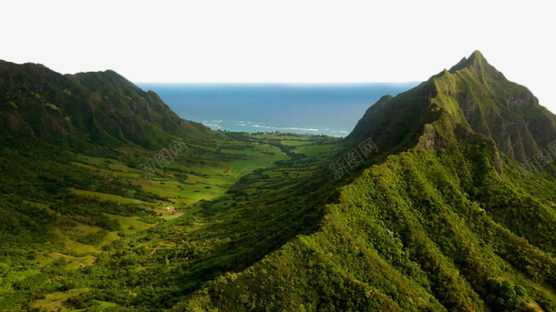 绿色山脉png免抠素材_88icon https://88icon.com 云层 山峰 树林 植物 灌木 盆地 绿色山脉 绿色盆地 草地