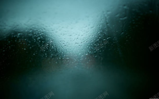 模糊下雨的窗户水珠山峰海报背景背景