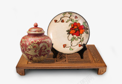 中国风木桌上的陶瓷装饰素材