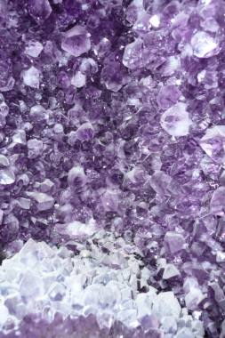 3D紫水晶岩石图背景