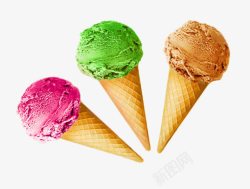 抹茶冰淇淋三色口味甜筒高清图片