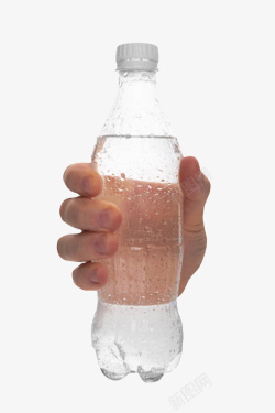 透明解渴手拿着冷藏的一瓶饮料实素材