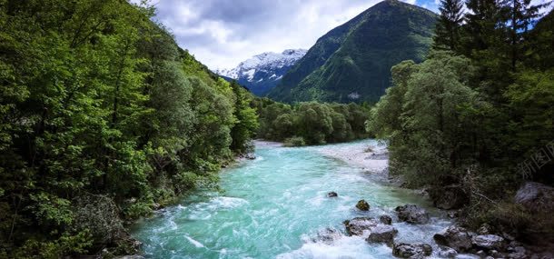 山峰河流树林背景jpg设计背景_88icon https://88icon.com 山峰 森林 河流 自然风光