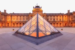 玻璃金字塔辉煌大气建筑巴黎卢浮宫图高清图片