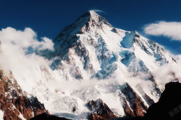 蓝天白云辽阔雪山jpg设计背景_88icon https://88icon.com 白云 蓝天 辽阔 雪山