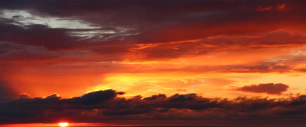 现代简约banner创意海报jpg设计背景_88icon https://88icon.com 乌云 云层 云彩 云朵 城市 多云 天空 摄影 素材 自然 霞光 风光 风景 魅力城市