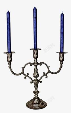 烛台上的三支蓝蜡烛素材