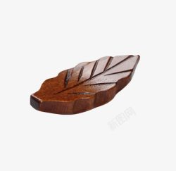 棕色餐盘产品实物木质树叶筷子架高清图片