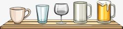 玻璃啤酒杯厨房木架上的杯子高清图片