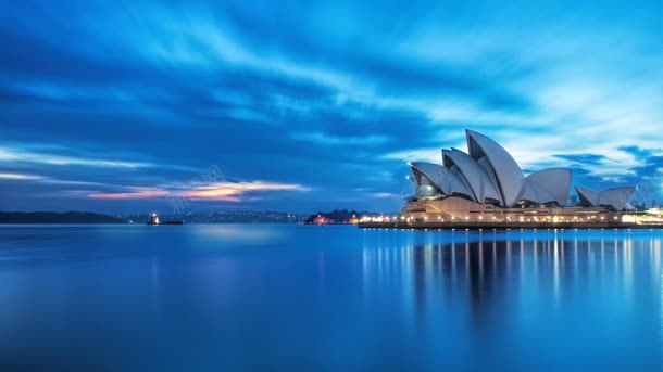 海上悉尼歌剧院宽屏背景