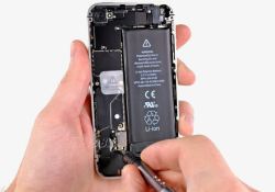 手机修理手机零件维修高清图片