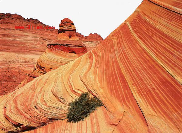 新疆吐鲁番火焰山png免抠素材_88icon https://88icon.com 中国新疆 名胜古迹 新疆吐鲁番火焰山 旅游景区 火焰喷射 著名景点