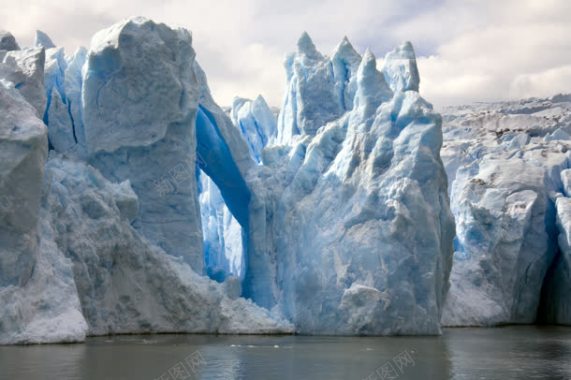 冰山水面冰块背景