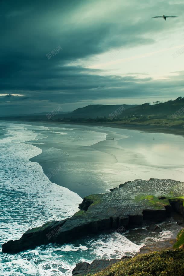 绿色清新天空大海jpg设计背景_88icon https://88icon.com 大海 天空 清新 绿色