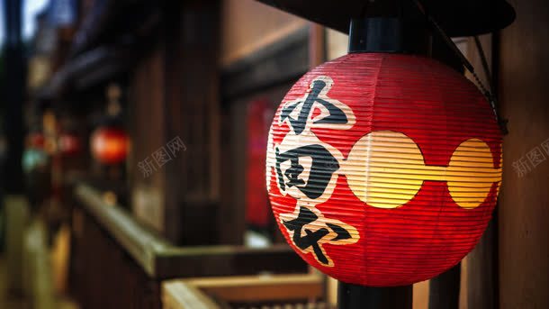 日本红色灯笼摄影图摄影图片
