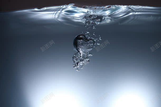 水中的气泡jpg设计背景_88icon https://88icon.com 其它类别 图片素材 气泡 水 水中的气泡图片 水中的气泡图片素材下载 水温 水花 背景 背景花边