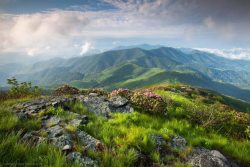 重峦叠嶂天空环境渲染高山重峦叠嶂的山峰高清图片