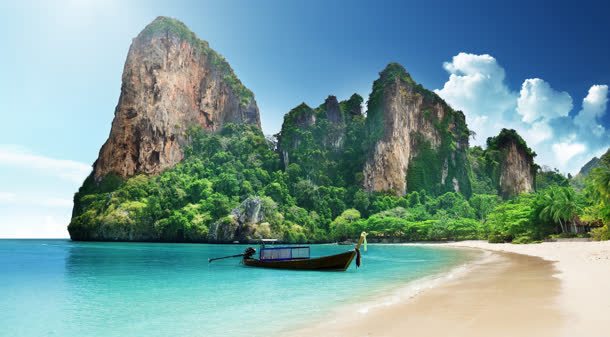 山峰海水沙滩船舶背景