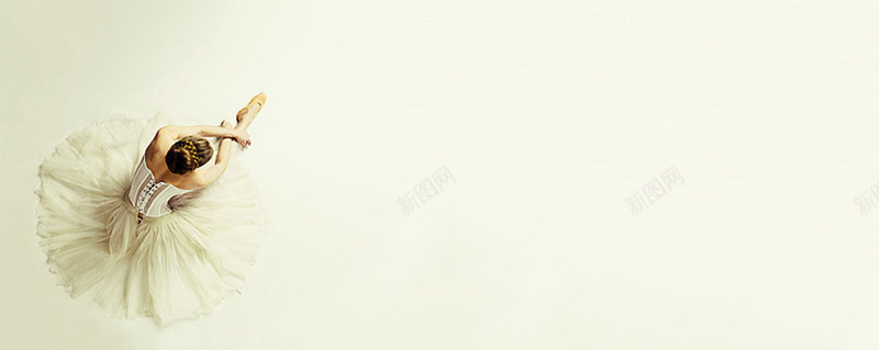 唯美芭蕾女孩背景jpg设计背景_88icon https://88icon.com 唯美 女孩 梦幻 浪漫 海报banner 白色 舞蹈 芭蕾