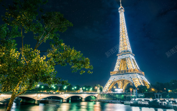 巴黎月光背景