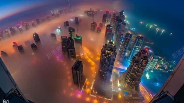 烟雾环绕的城市夜景jpg设计背景_88icon https://88icon.com 城市 夜景 烟雾 环绕