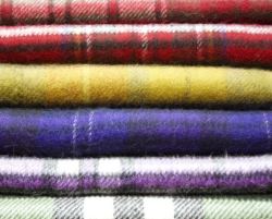 羊毛布料叠加在一起羊毛布料高清图片