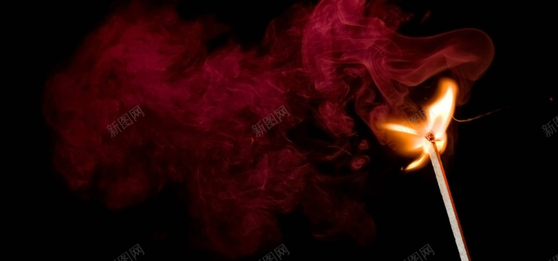 红色抽象火柴燃烧背景摄影图片