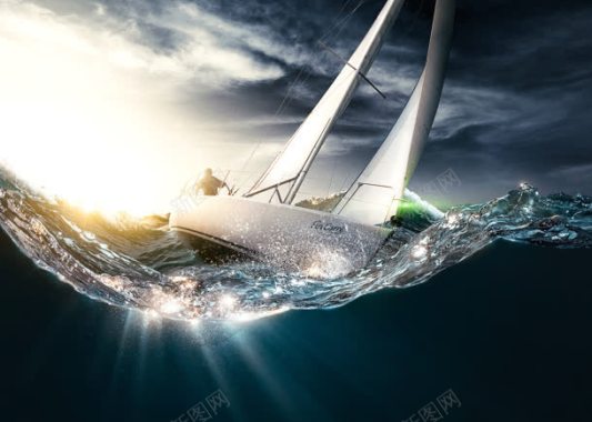 水面汹涌白色帆船背景
