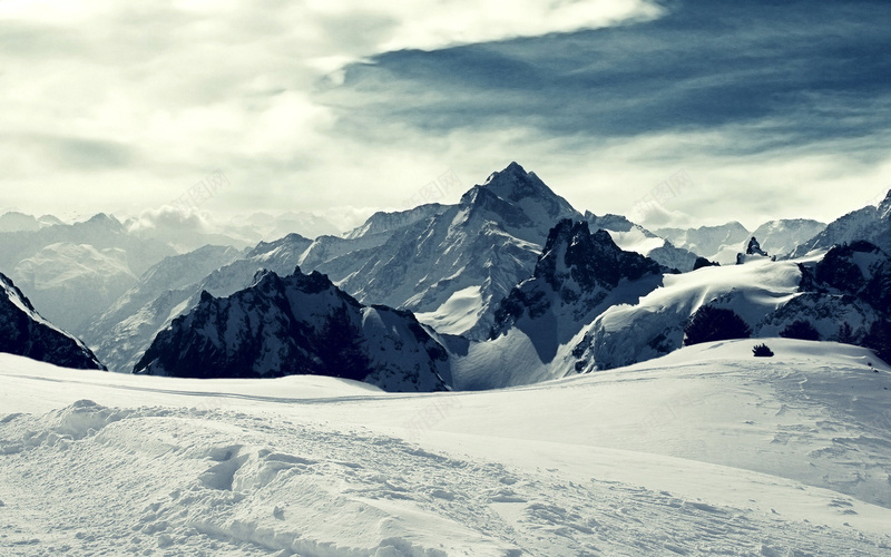 高山上的雪峰jpg_88icon https://88icon.com 冬季 寒冷 摄影 景色 雪山景色喜欢 雪峰 风景 高山