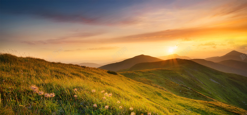 山坡野草jpg_88icon https://88icon.com 夕阳 山坡野草 彩云 摄影 摄影风景 海报banner 风景