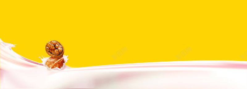牛奶核桃黄色背景背景