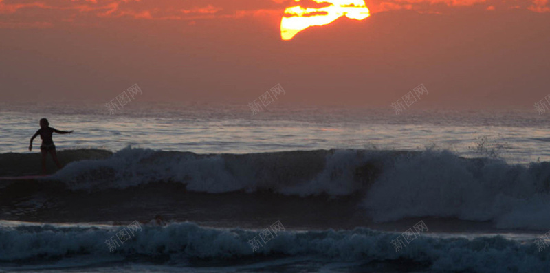 天空彩霞黄昏风景手机端H5背景jpg设计背景_88icon https://88icon.com H5背景 夕阳 天空 天空黄昏 手机端 日落 美景 背景 落日 风景 风景背景 黄昏 黄昏背景