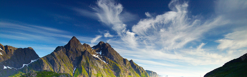 蓝天山峰背景jpg_88icon https://88icon.com 山峰 山脉 摄影 海报banner 白云 蓝天 风景 高山