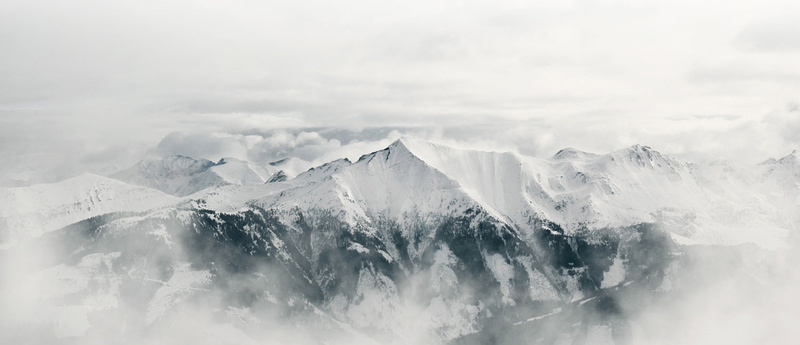 雪山背景banner摄影图片