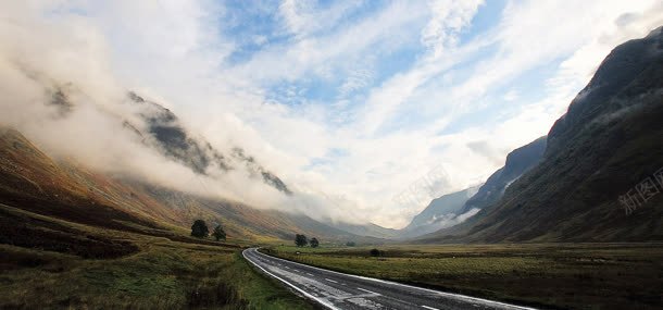 穿山公路背景