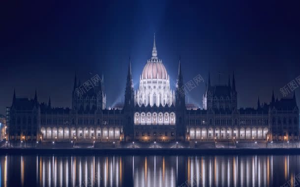 布达佩斯都市夜景jpg设计背景_88icon https://88icon.com 夜景 布达佩斯 都市