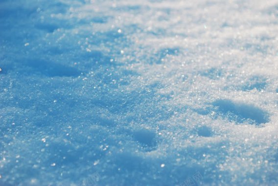 蓝天阳光雪地壁纸背景