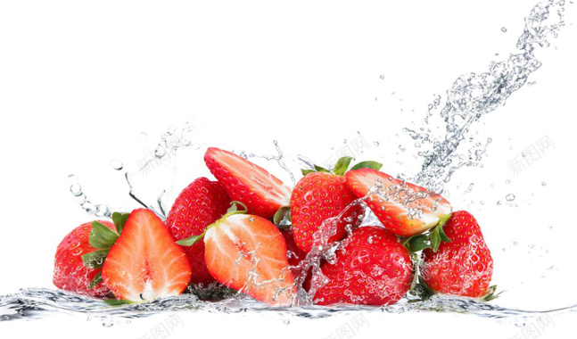 新鲜草莓与四溅的水花食物背景摄影图片