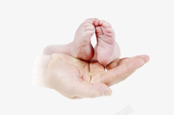 手中的婴儿小脚丫图案素材