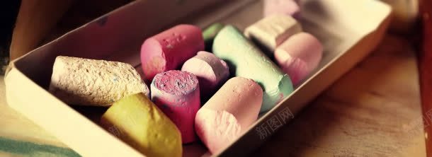 粉笔jpg设计背景_88icon https://88icon.com 粉笔