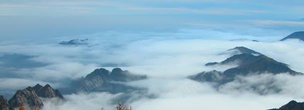 山风景jpg设计背景_88icon https://88icon.com 山 雨雾 风景背景