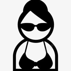配置文件的化身女人与SunglassesBun和Bikini图标高清图片