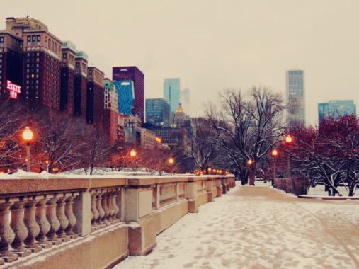 雪后城市复古风情背景