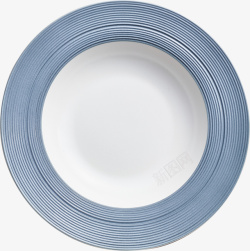 磁盘俯视的白蓝瓷汤盘高清图片