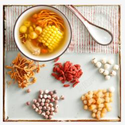 玉米排骨汤和炖汤材料素材