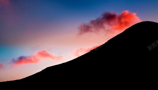 黄昏山峰剪影海报背景jpg设计背景_88icon https://88icon.com 剪影 山峰 海报 背景 黄昏