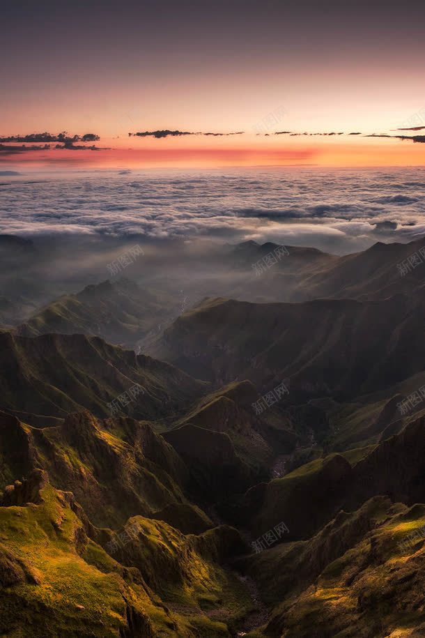 青山湖水夕阳美景jpg设计背景_88icon https://88icon.com 夕阳 湖水 美景 青山