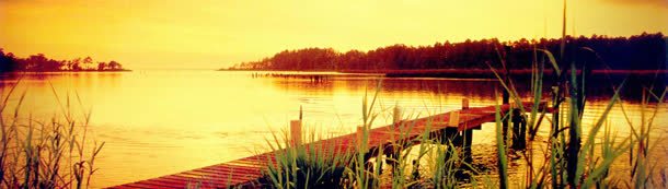 湖面夕阳美丽风景背景