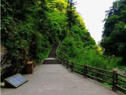 峨眉山风景图素材