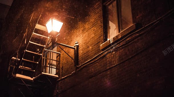 老城区夜景街边灯光亮jpg设计背景_88icon https://88icon.com 光亮 夜景 老城区